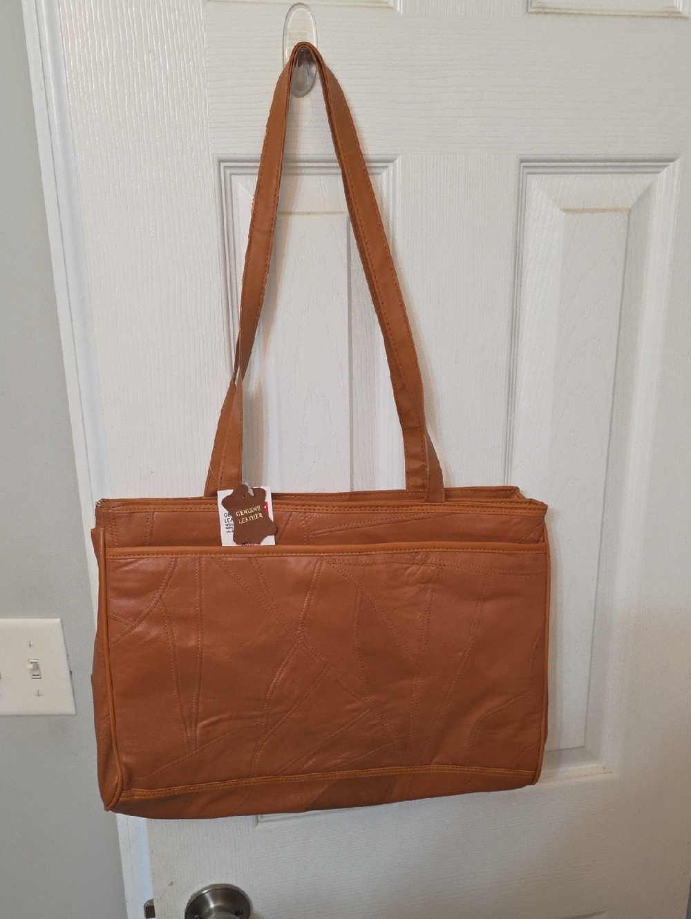 Leather Tote Bag in Tan - Unbranded